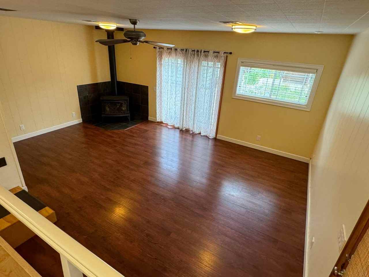 815 E 28th Ave - Photo 3 of 24