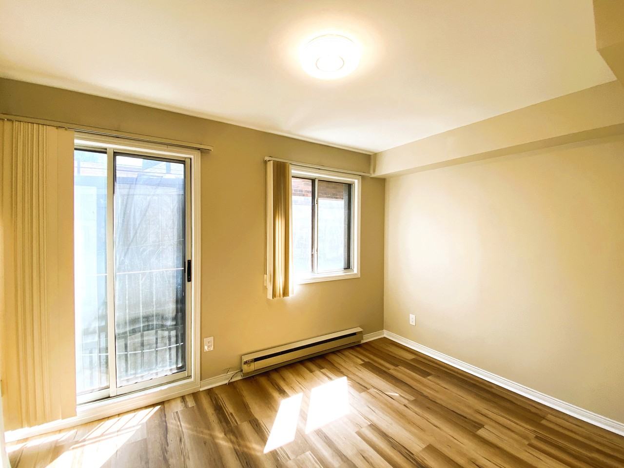 341 Broadview Avenue #2nd Fl - Photo 3 of 21