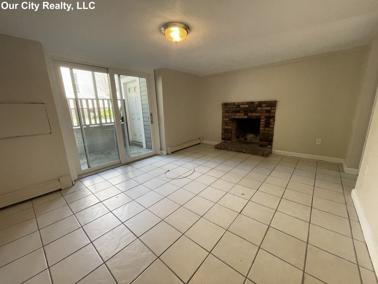 Suffolk St #17A - Photo 7 of 8