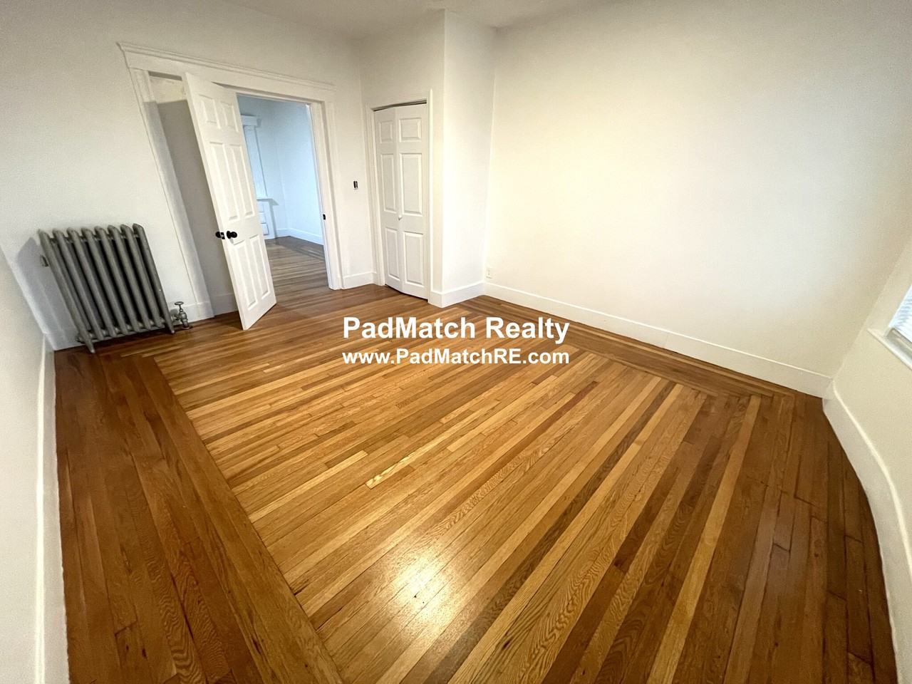 32 Bowen Ave #3 - Photo 4 of 21