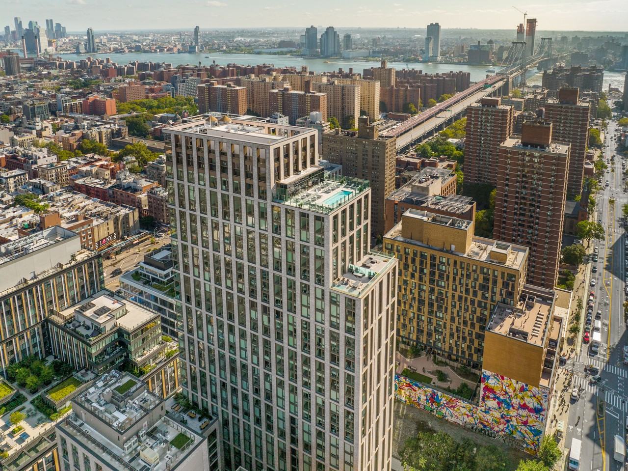 The Suffolk - Photo 2 of 28