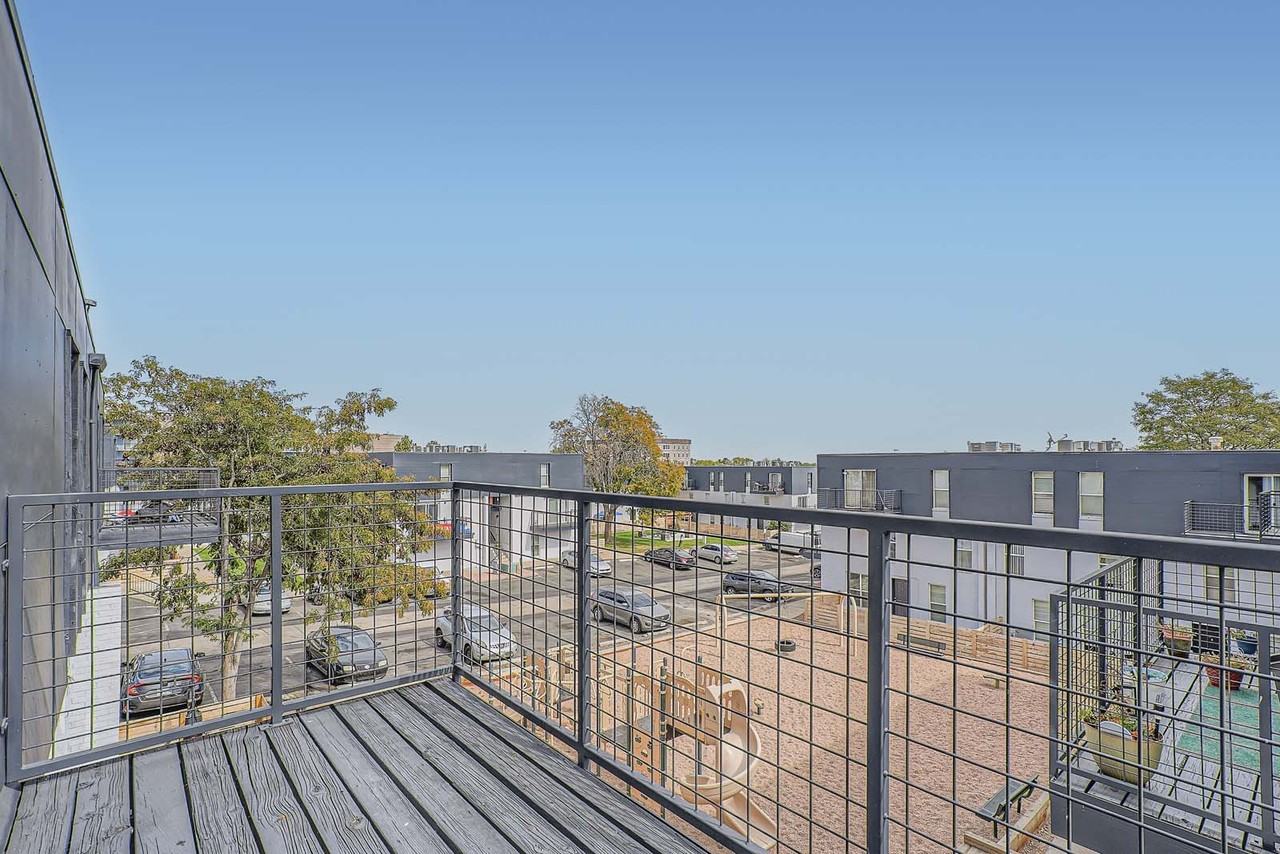 Heights on Huron - Photo 7 of 25