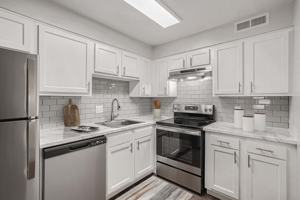 featured image of 10648 Huron St