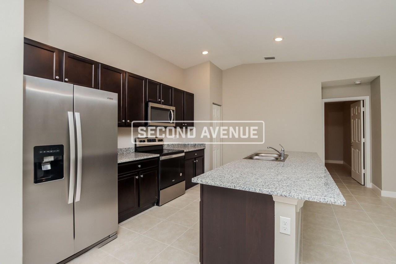 550 Waterside Rd Se - Photo 5 of 19