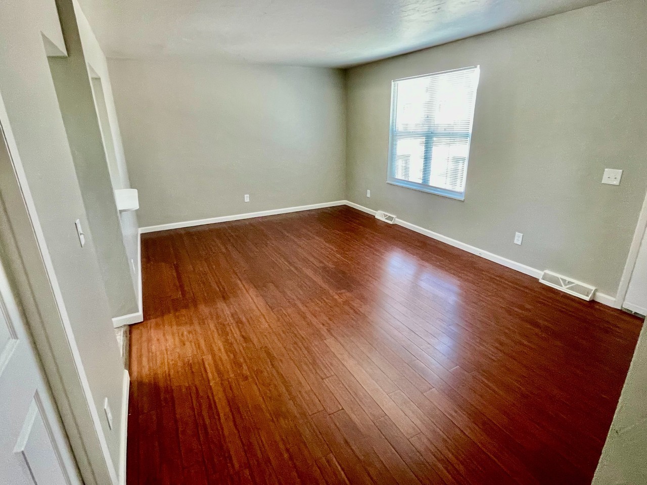 4756 S Olathe - Photo 6 of 12