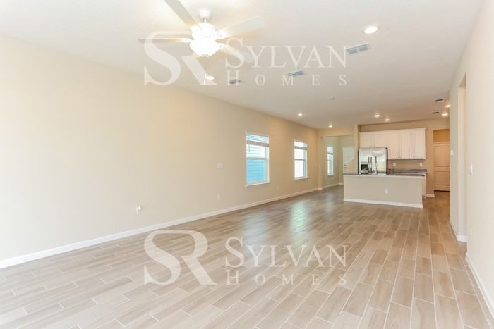 2123 Major Oak St - Photo 3 of 15
