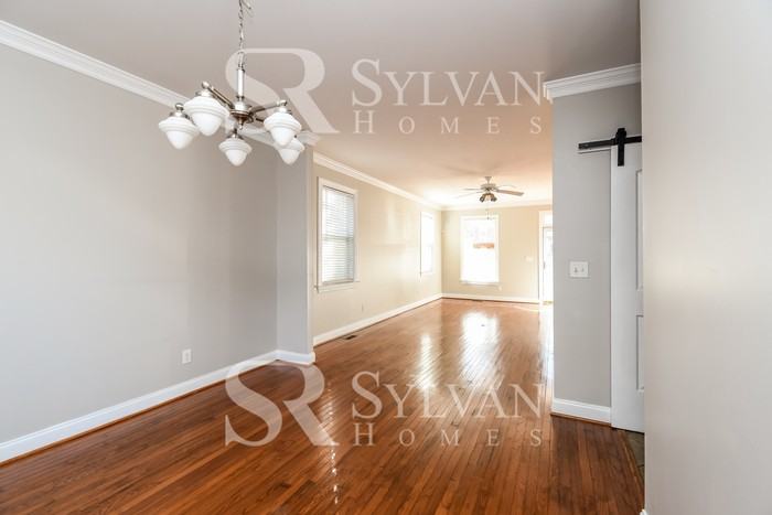 3322 Earlewood Dr - Photo 3 of 17