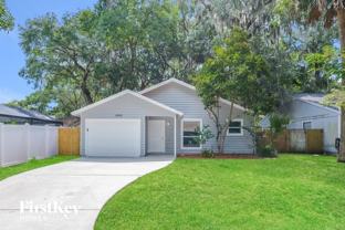 1045 23rd St N - Photo 1 of 1
