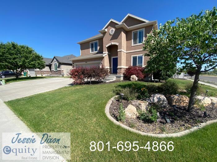 910 E James Cir - Photo 2 of 27