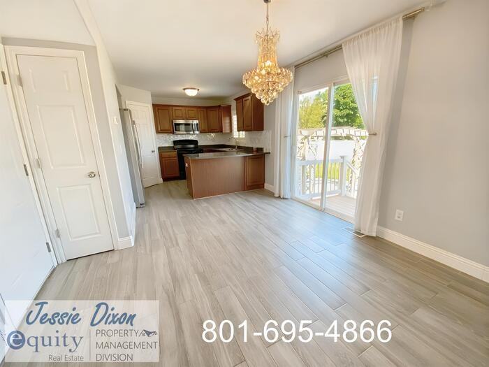 910 E James Cir - Photo 3 of 27