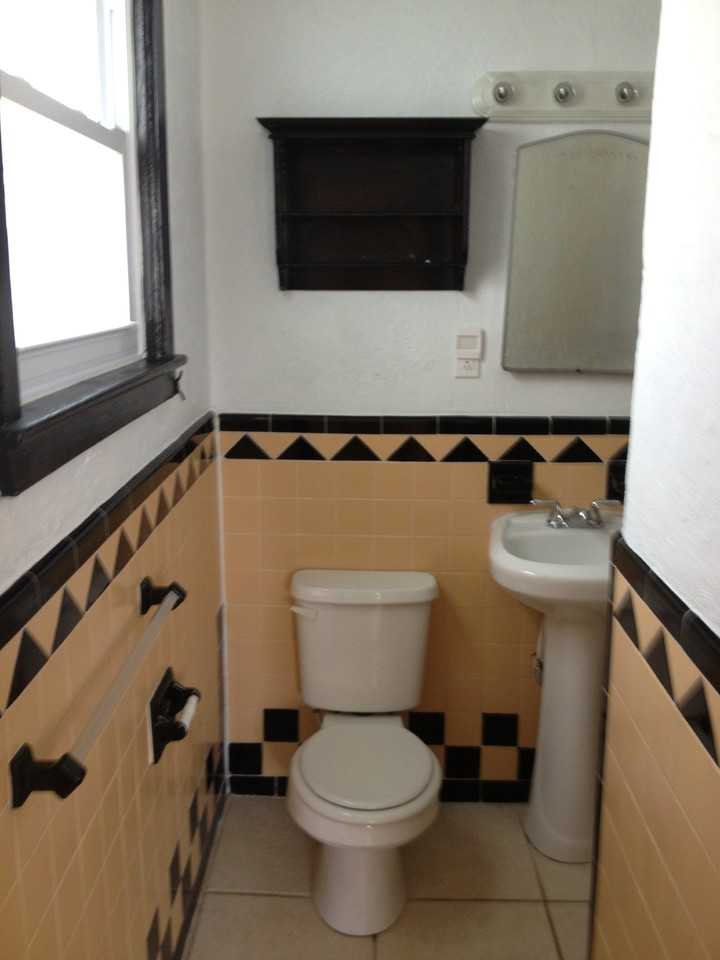 501 Frances Ter #D - Photo 7 of 24