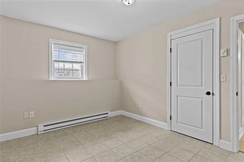 23 Vaughan St #1 - Photo 6 of 6