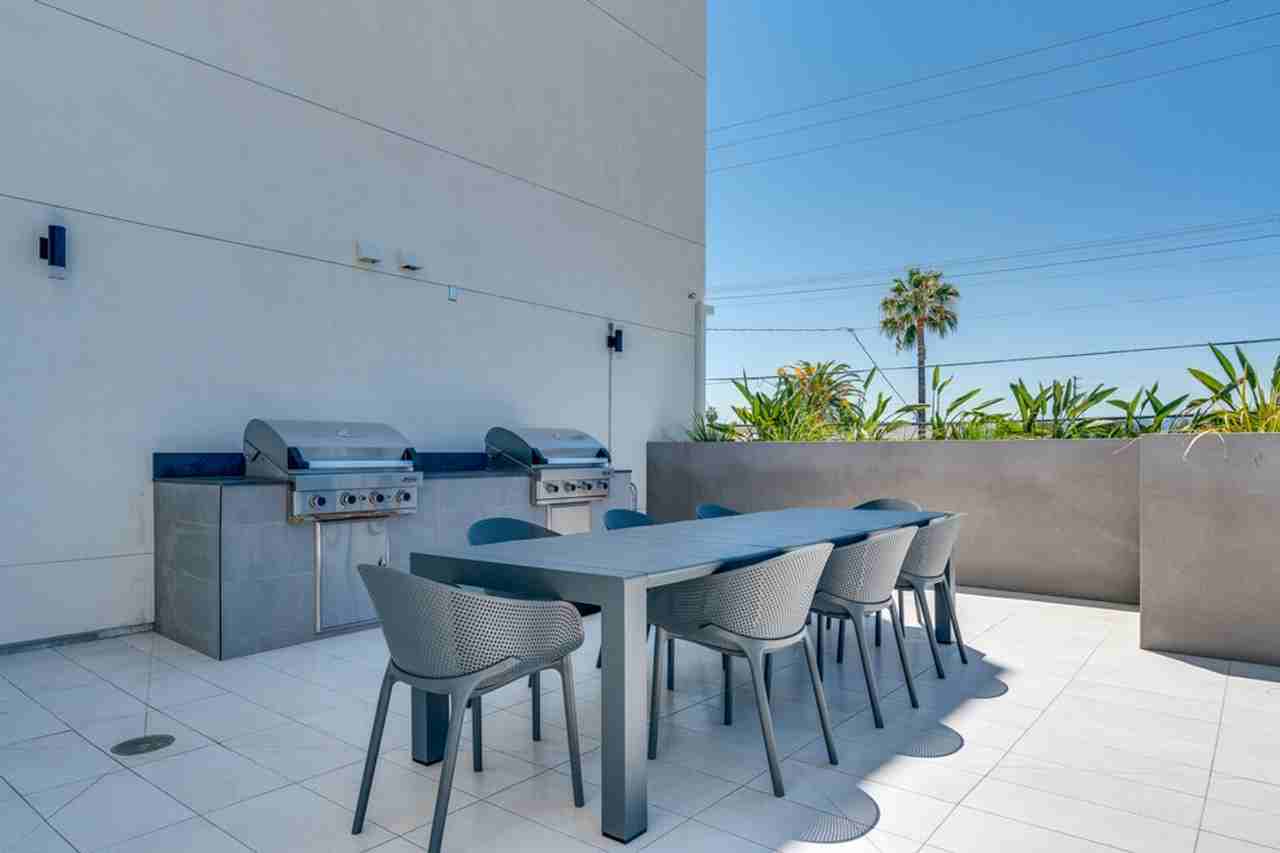 The Erwin - Photo 4 of 18