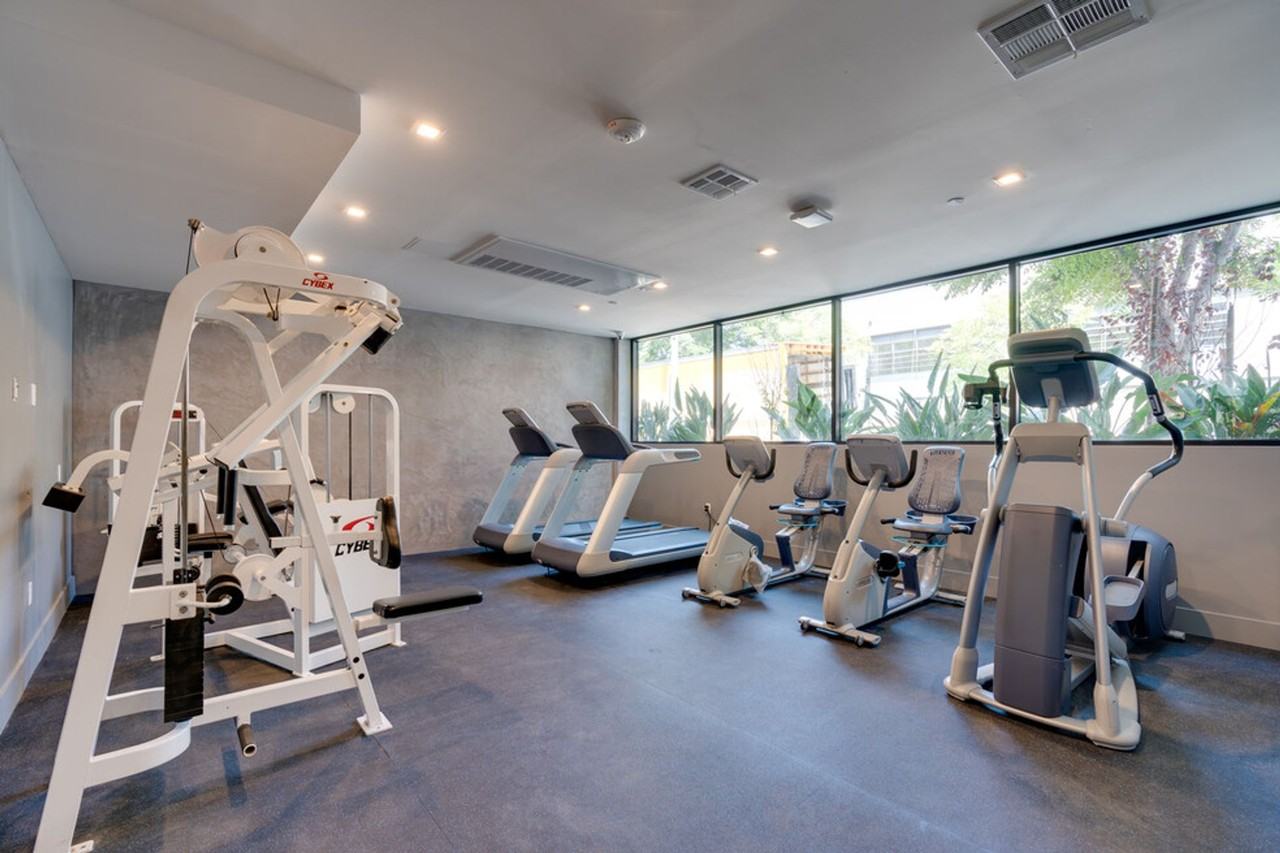 The Erwin - Photo 5 of 18