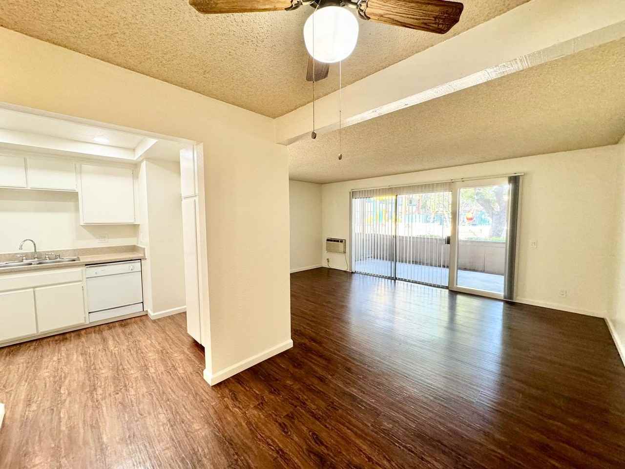 Daisy Apartments - Photo 6 of 21