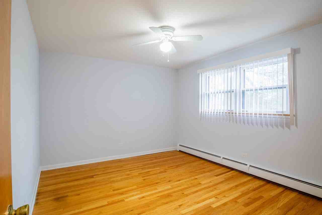 2420-30 W. 183rd Street - Photo 7 of 9