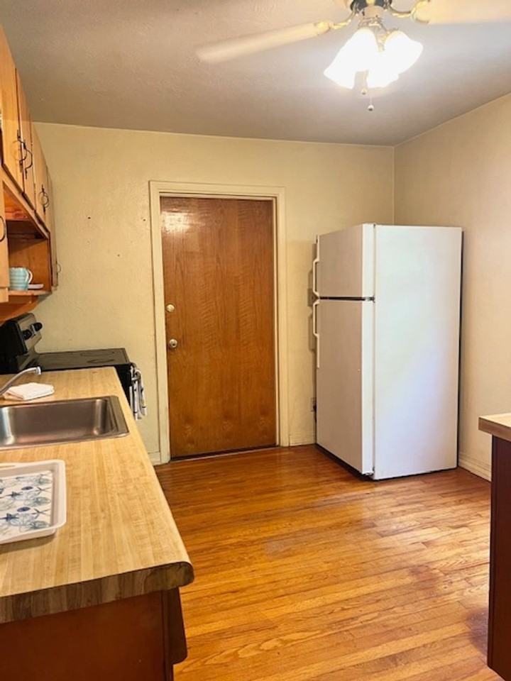 Sodo Duplex with Pool Unit 1 - Photo 2 of 44