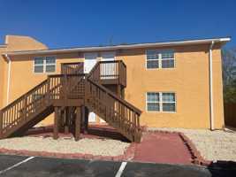 featured image of 400 E 19th St