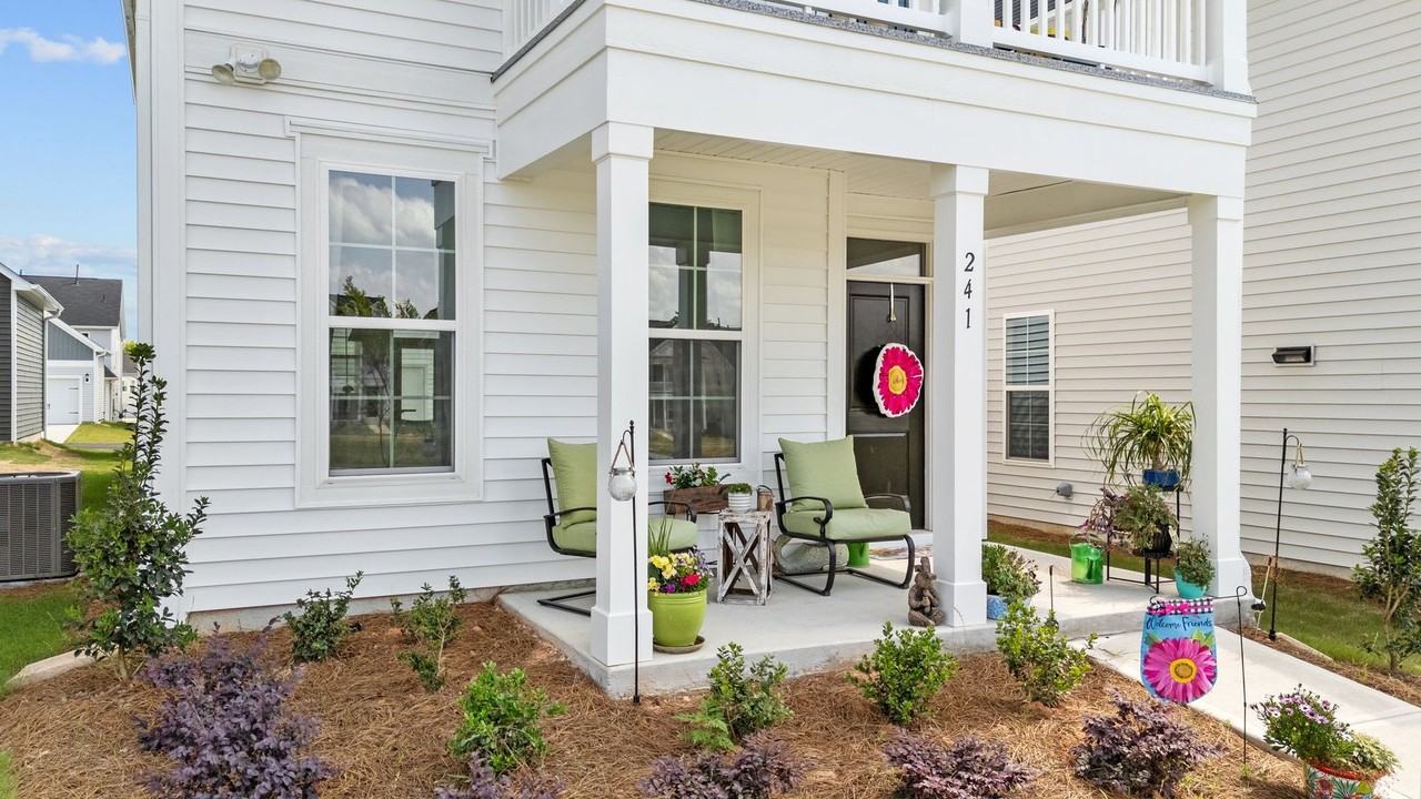 241 Pear Blossom Pkwy - Photo 4 of 28