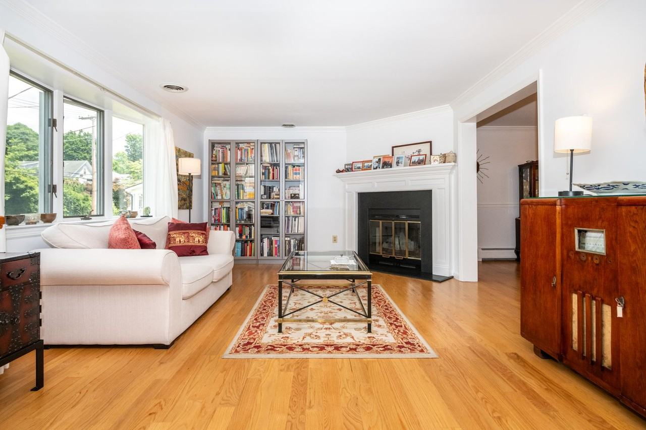 PALISADE - Photo 2 of 21