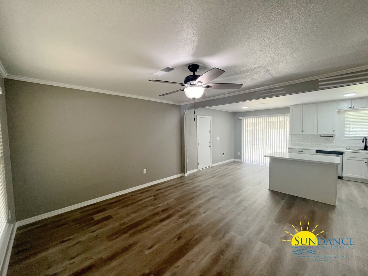 508 Candlewood Ln - Photo 3 of 15