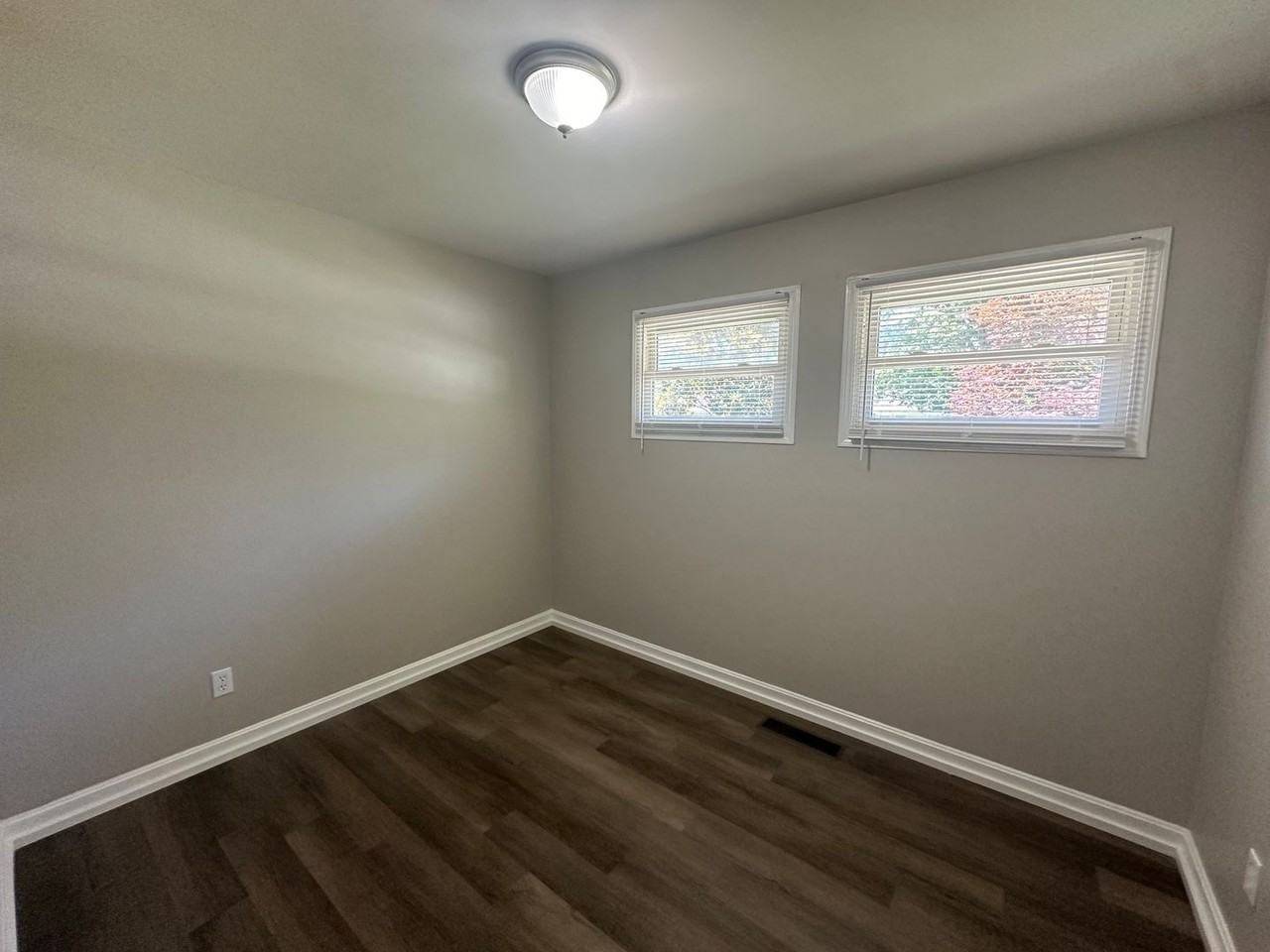 1413 Mark Trail Rd - Photo 6 of 18
