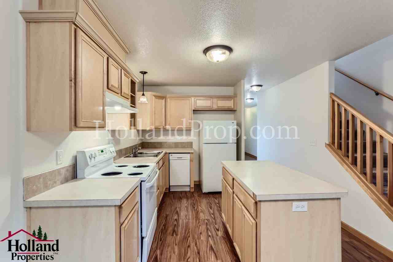 6547 Se Woodstock Blvd - Photo 7 of 32
