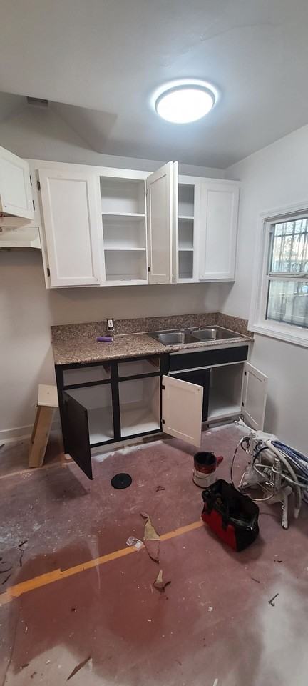 807-809 1/4 W 41st Dr - Photo 4 of 24