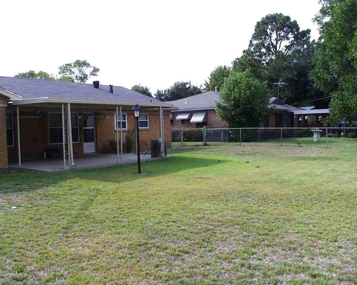 5104 Maryanna Way - Photo 2 of 14