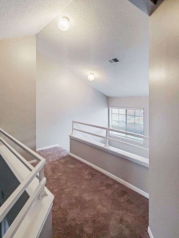 1155 Old Monrovia Rd Nw #9J - Photo 7 of 11