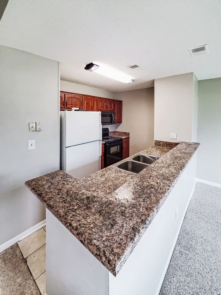 1155 Old Monrovia Rd Nw #9J - Photo 5 of 11