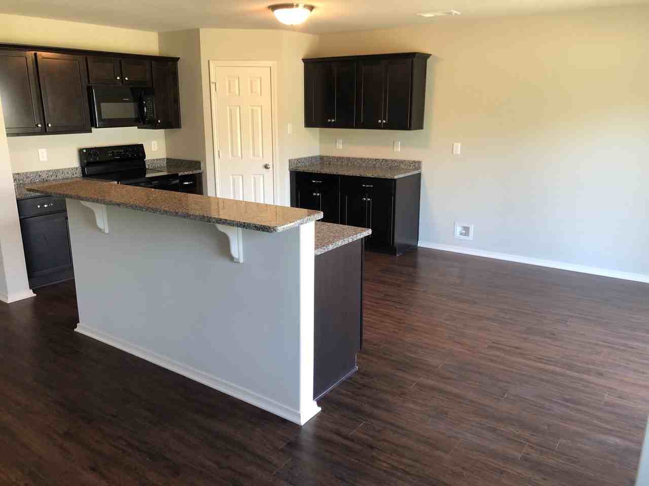 4716 Bedrock Dr - Photo 5 of 6