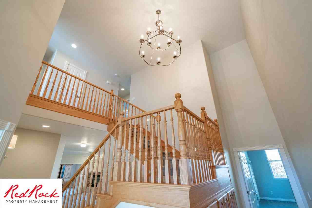 198 Shadow Point Dr - Photo 4 of 50