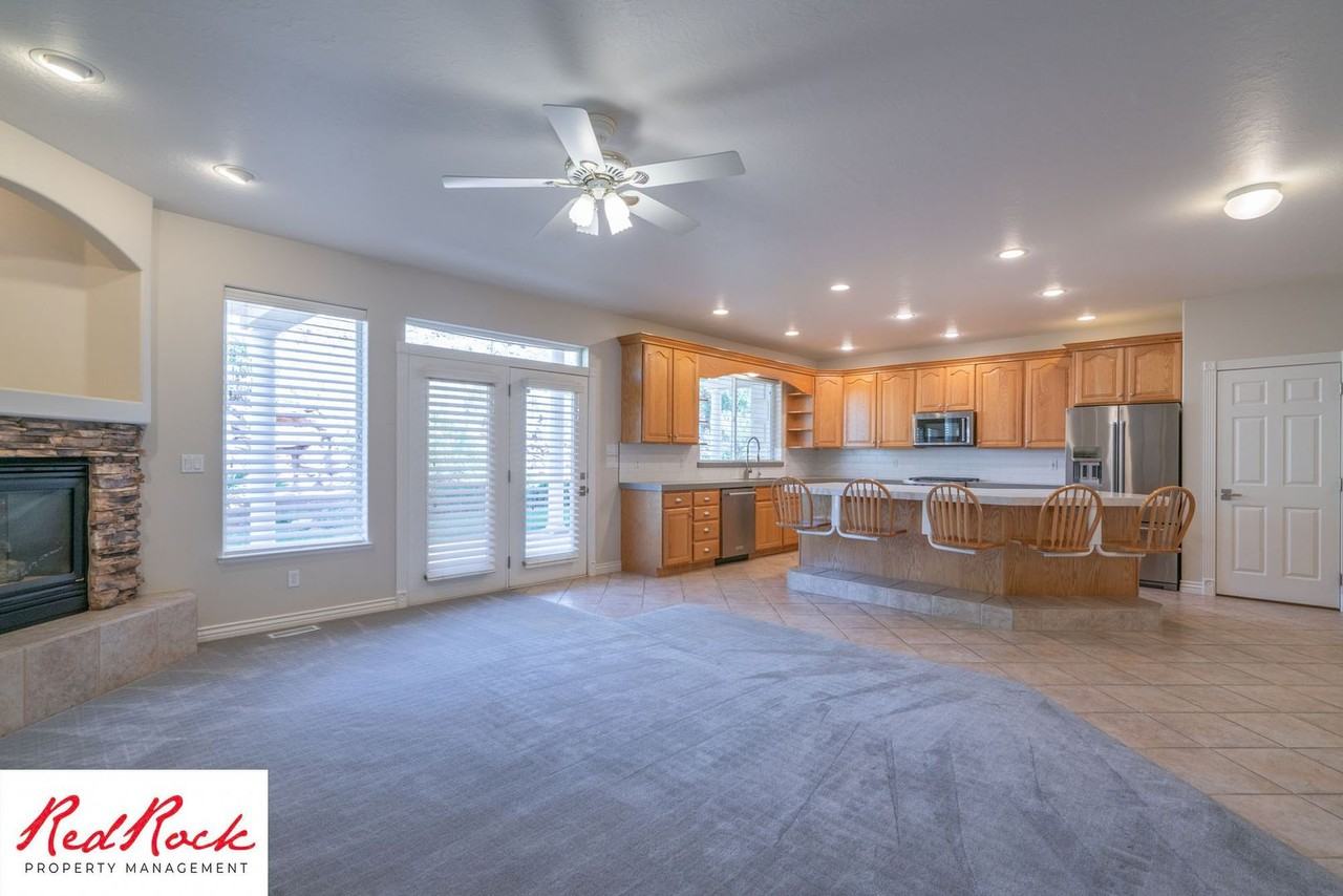 198 Shadow Point Dr - Photo 2 of 50