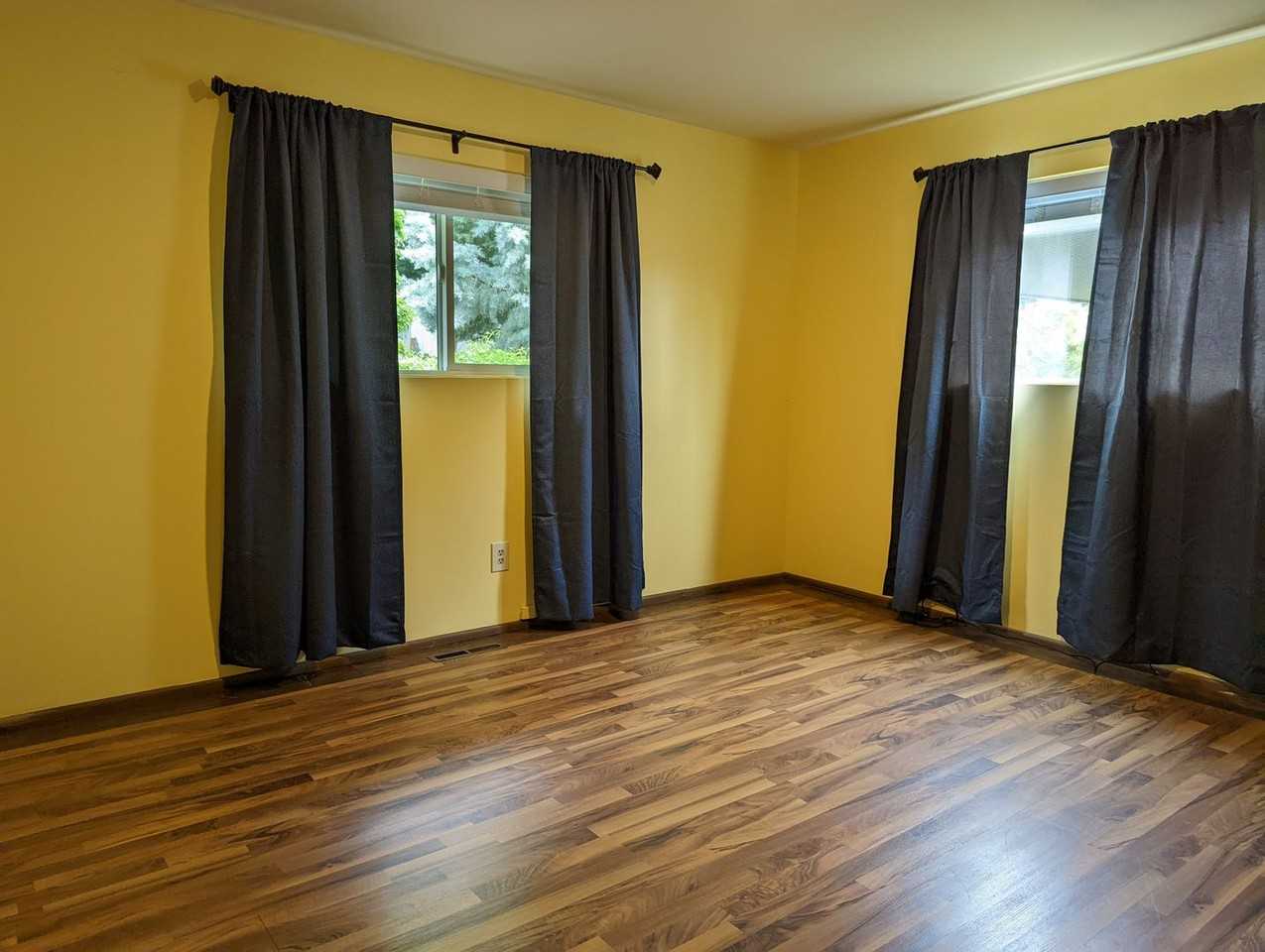 2205 Carol Dr - Photo 6 of 29