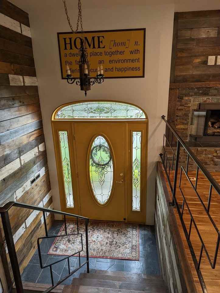 2205 Carol Dr - Photo 7 of 29