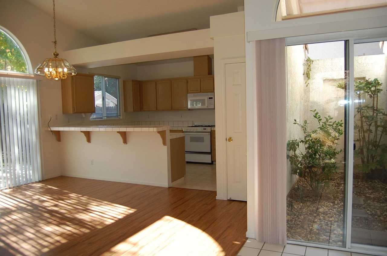 1332 Trevor Way - Photo 2 of 8