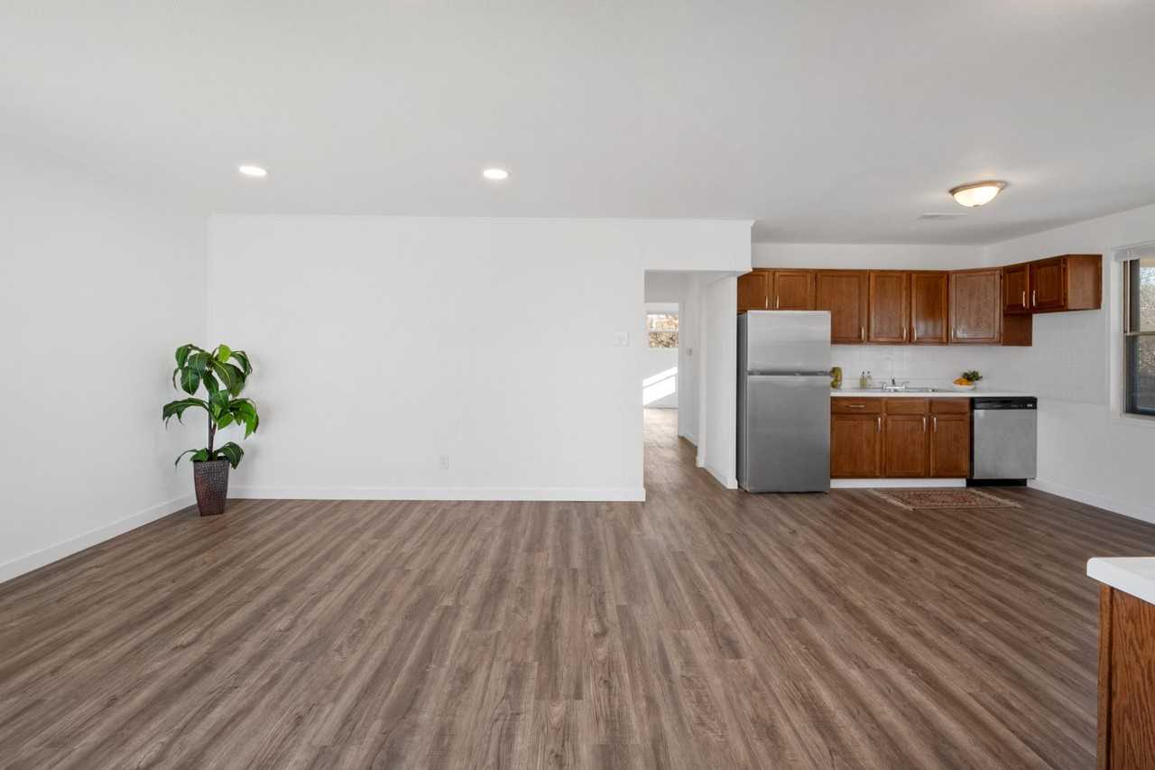 9830 Lanier Dr - Photo 2 of 9