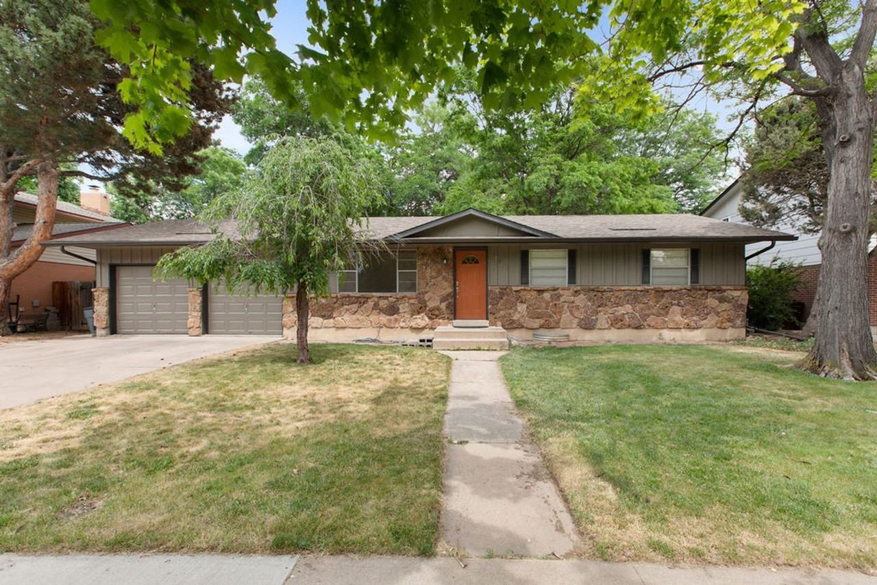 2716 Meadowlark Ave - Photo 2 of 38