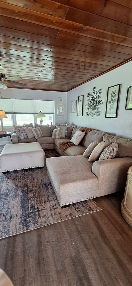 2511 Vernon Dr Ne - Photo 3 of 20