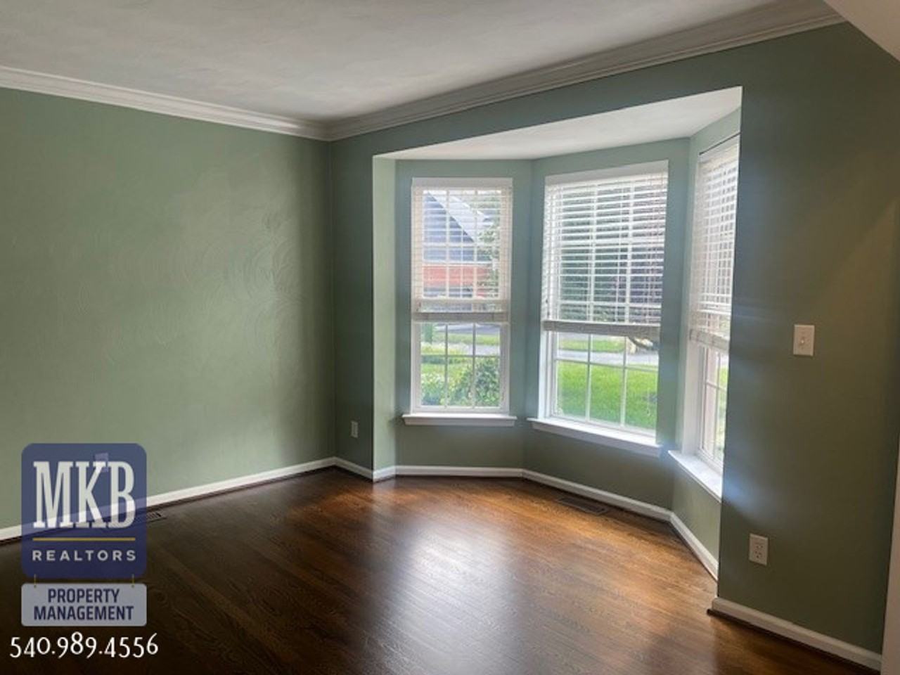 6564 Monet Dr - Photo 3 of 41