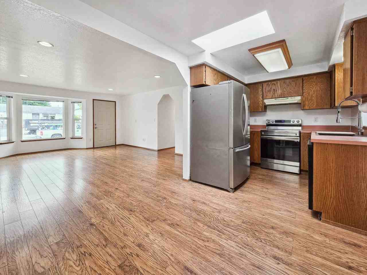8829 9th Pl W - Photo 5 of 21