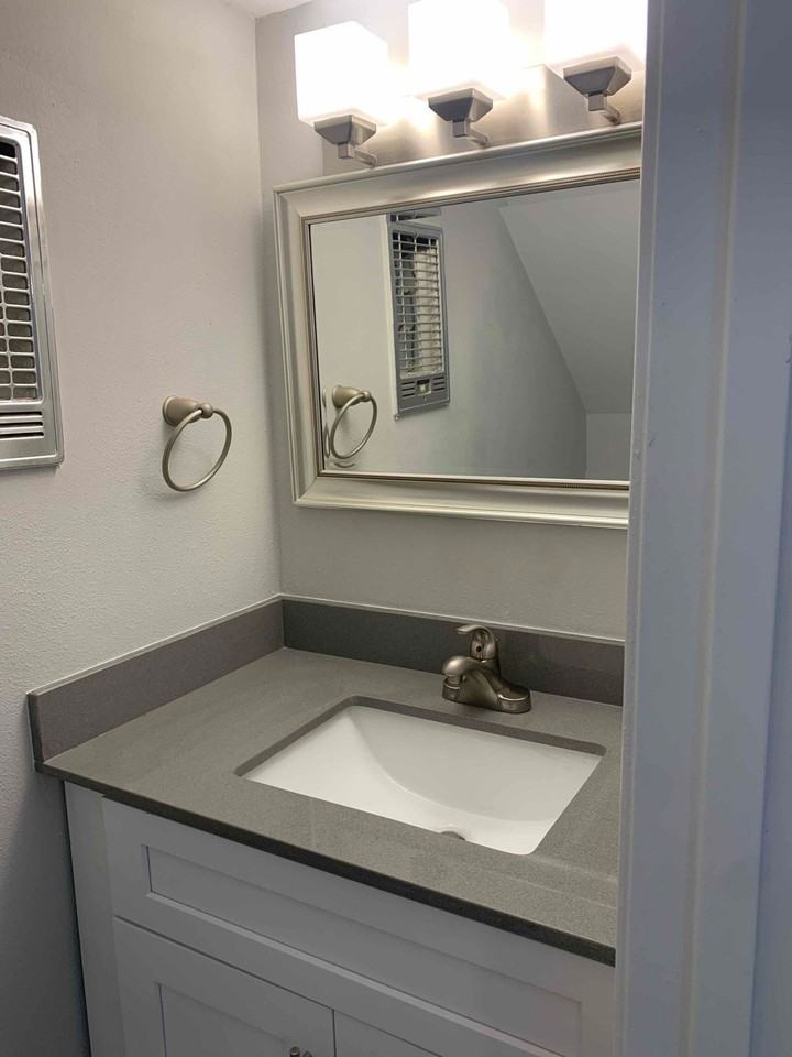 Muller Square - Photo 7 of 9