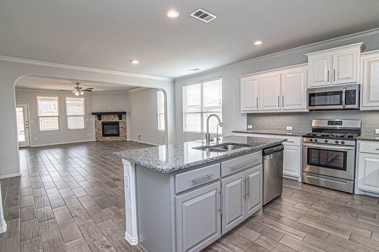 2312 Sage Brush Rd - Photo 3 of 29