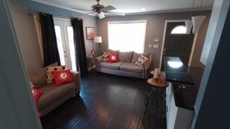 824 Frank Thomas Ave - Photo 1 of 1