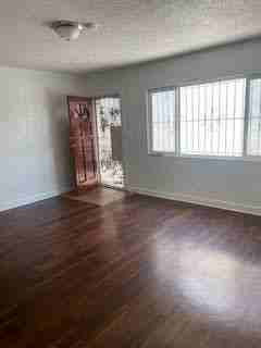 8868 S Central Ave - Photo 3 of 17