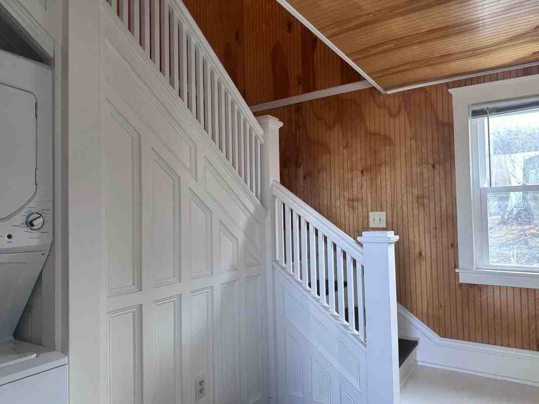 311 1/2 Madison St - Photo 3 of 12
