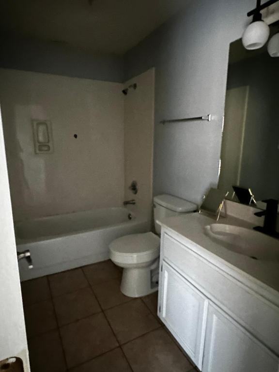 1301 N Sal St - Photo 5 of 11