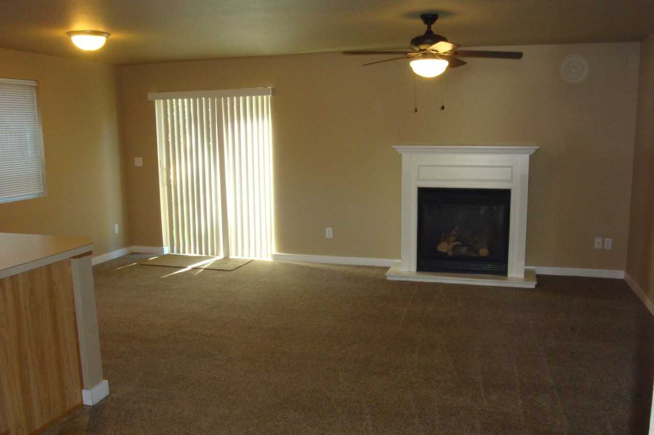 1108 Kayak - Photo 2 of 14