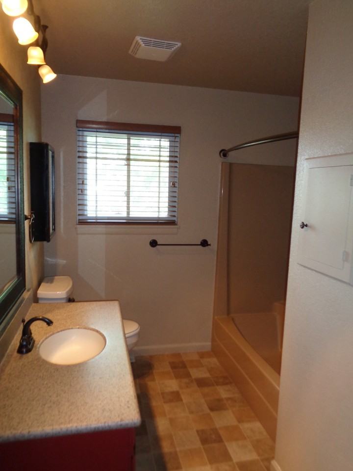 681 Garnet Ave - Photo 5 of 20